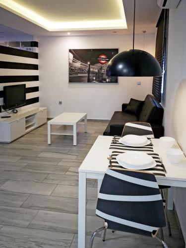 Conil Red-Black Apartment كونيل ذي لا فرونتيرا المظهر الخارجي الصورة