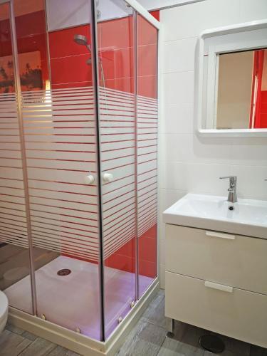 Conil Red-Black Apartment كونيل ذي لا فرونتيرا المظهر الخارجي الصورة